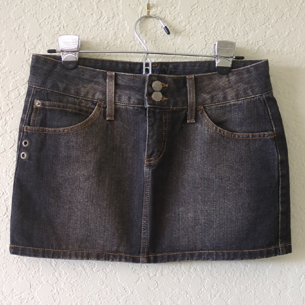 Stylish Denim Mini Skirt